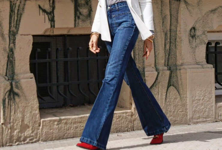 Modne jeansy damskie dla kobiet po 50-tce