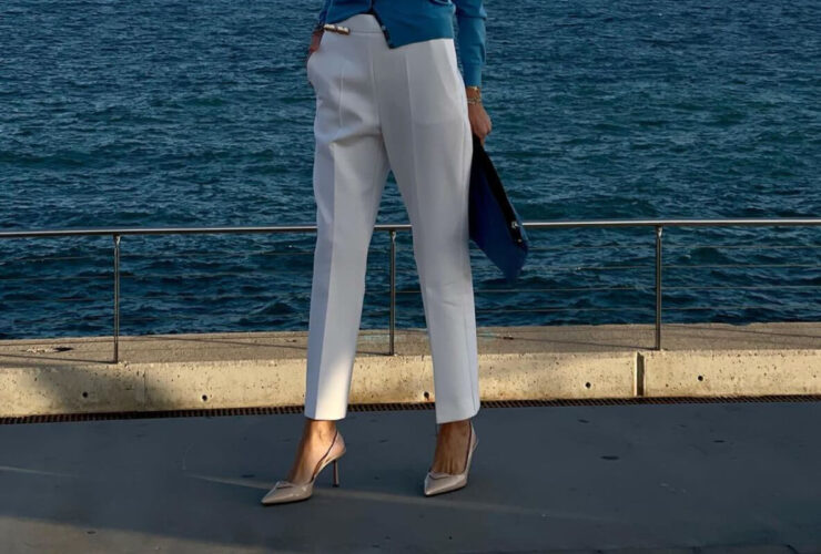 Czółenka damskie w beżowym kolorze.