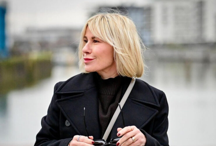 Blond włosy dla 50-latki