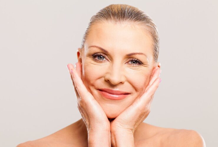 Liftingujący makijaż dla 50-tek