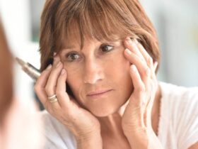 czego unikac w makijazu po 50-tce