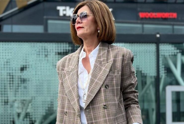 modne marynarki dla kobiet po 50-tce