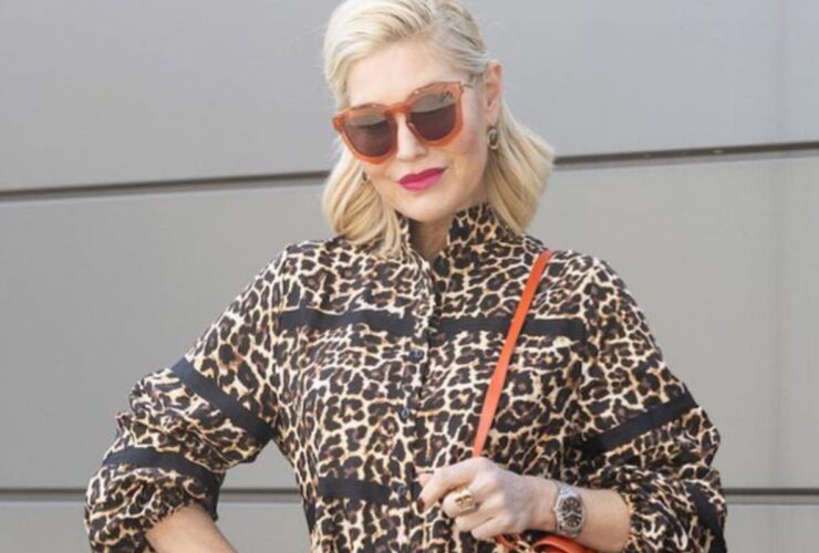 Stylizacje z panterką dla kobiet po 50-tce