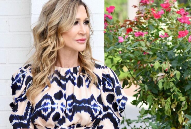 modny kolor włosów dla 50-latek