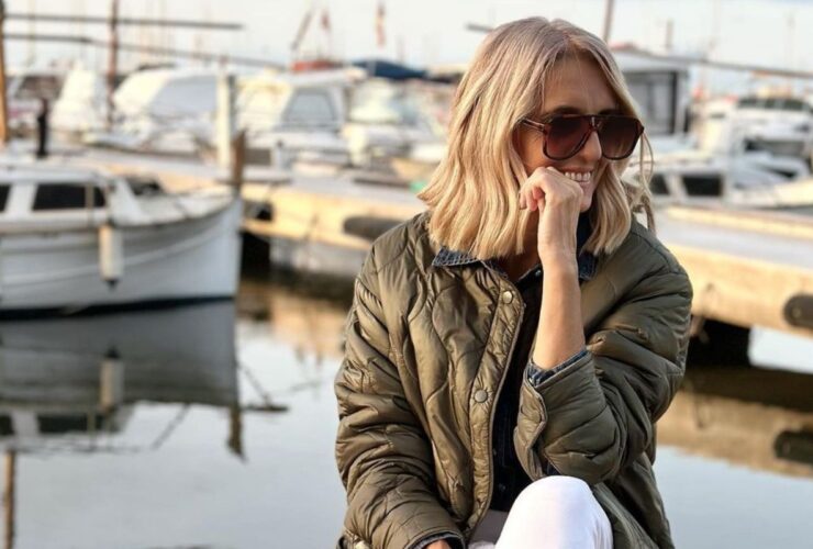 Pikowana kurtka na jesień dla 50-tek, fot. @stylee_50